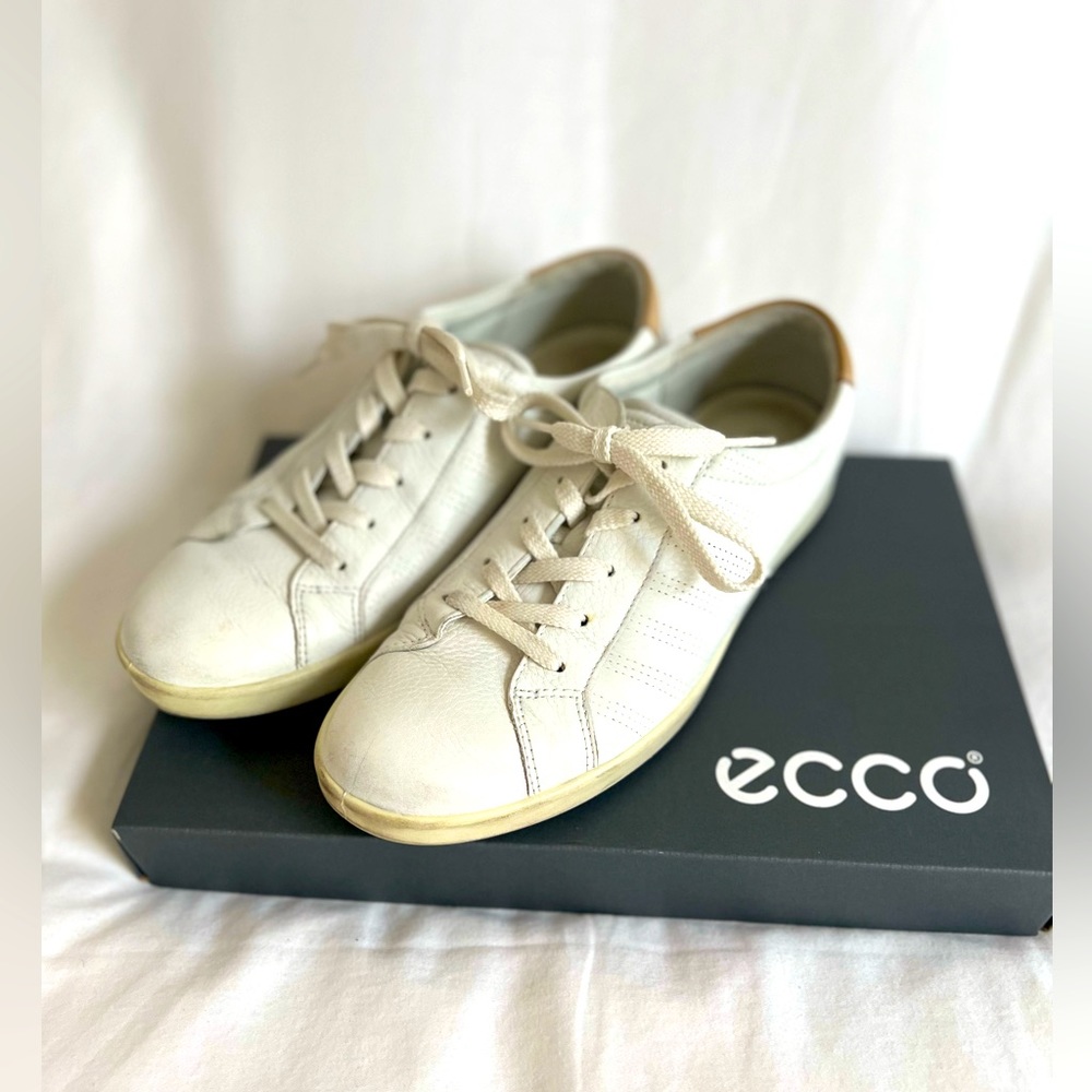 Ecco sneakers white 9
